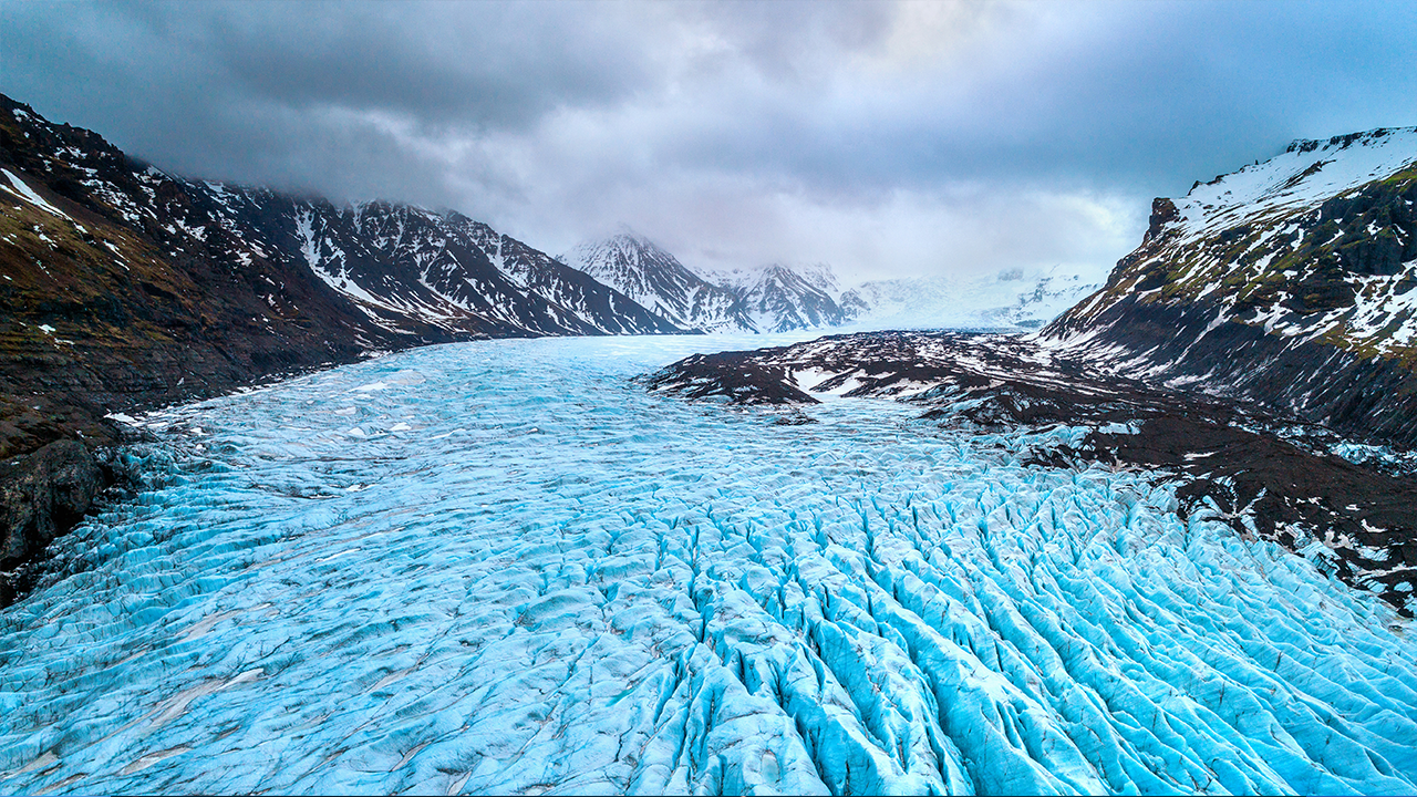 Here's How Some of Earth's Most Breathtaking Landscapes are Created by Glaciers