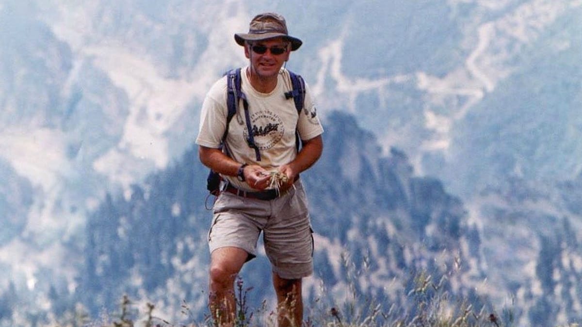 Michael Tsoukias, Greek Mountaineering Icon and Trekking Hellas Founder, Dies of COVID-19