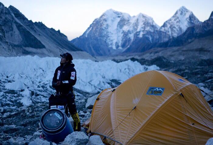 Nepal opens Everest to climbers after deadly earthquake