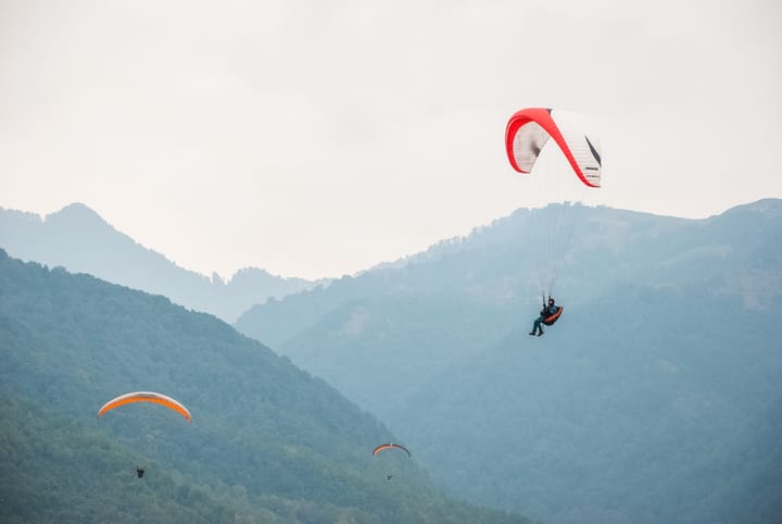 Strong French challenge for AAI Paragliding World Cup 2015