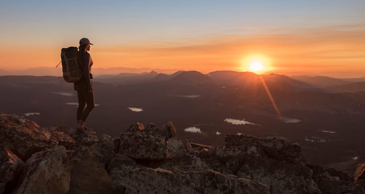 Leave it Better: Hikers Being Sponsored to Pick Up Your Trash