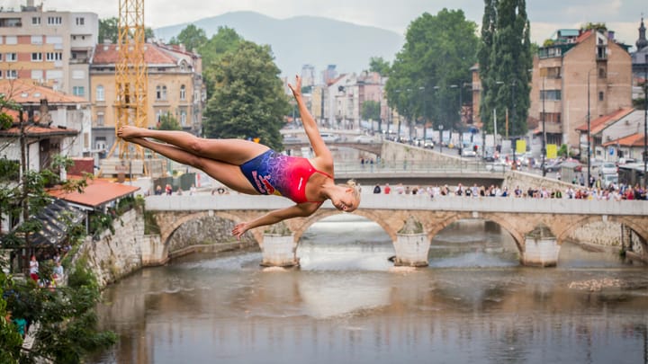 Rhiannan Reigns Supreme: Red Bull Cliff Diving