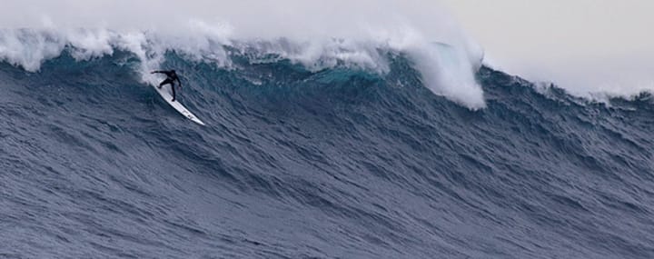 Shawn Dollar rewrites big-wave surfing history