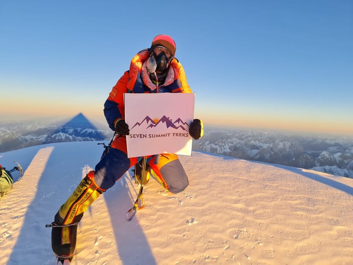 Nepalese Team First to Summit K2 in Winter