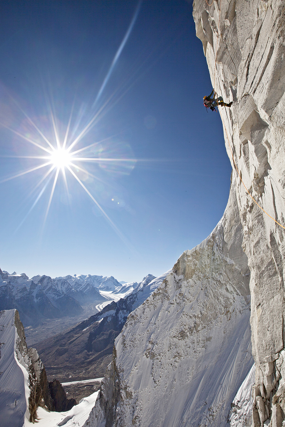 Renan Ozturk jumaring up the fixed lines past the "House of Cards" pitch to the high point on day 6 of the climb.