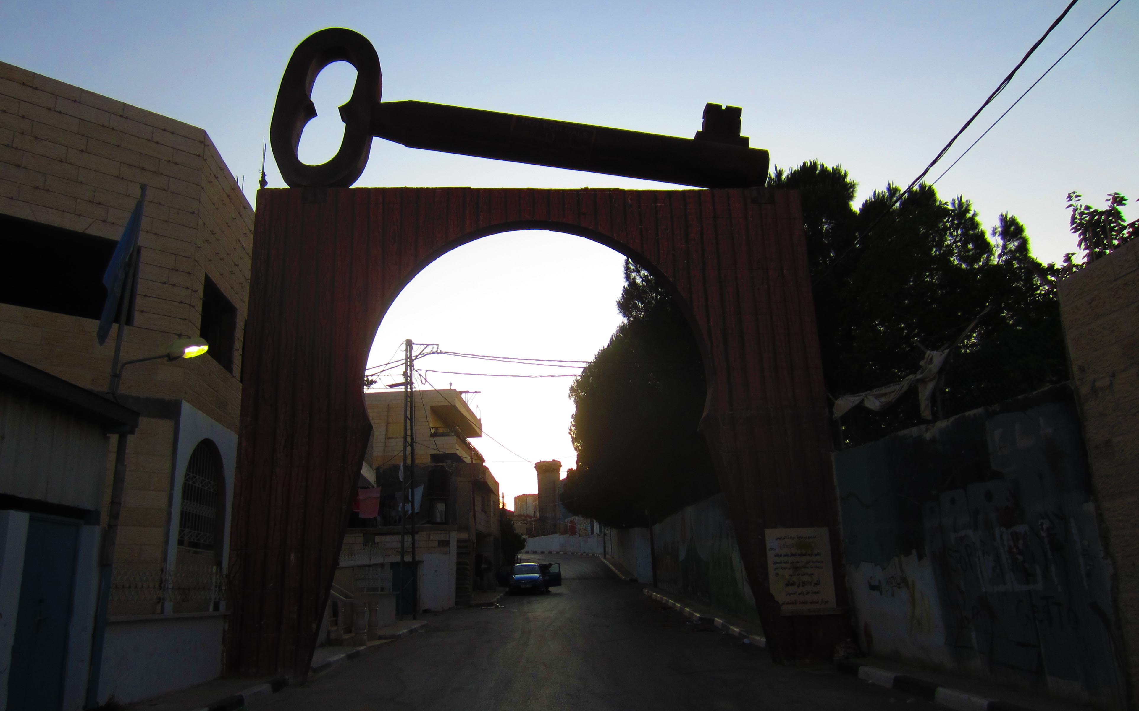 Key of Return at the entrance of Aida refugee camp