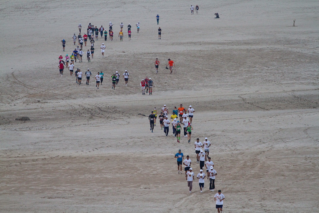 The start of the inaugural 2014 Run The Rann saw 105 runners from 12 countries racing 21K, 42K and 101K distances, with coverage by national TV and international press.