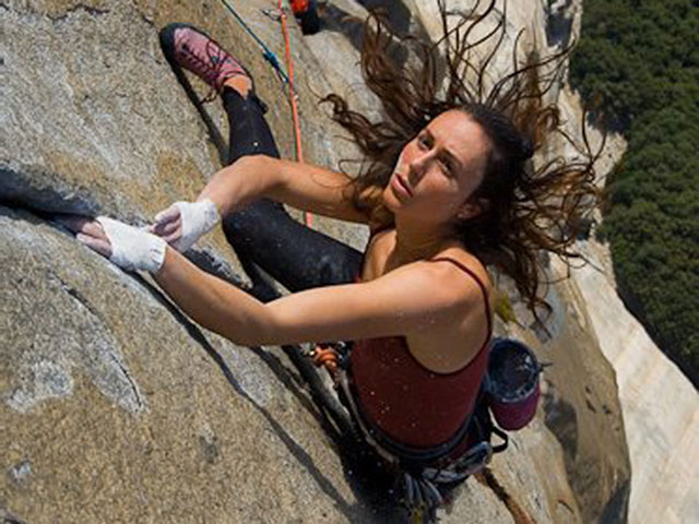 steph-davis-on-salathe-wall-yosemite---Jimmy-Chin1